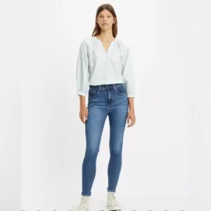 #162 LEVI’S 721 Vintage High Rise Jeans