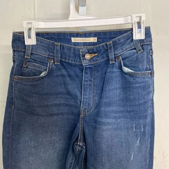 #162 LEVI’S 721 Vintage High Rise Jeans