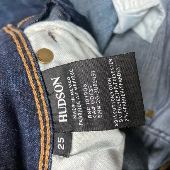 $205 Hudson Beth Baby Boot cut jeans size 25 dark wash blue