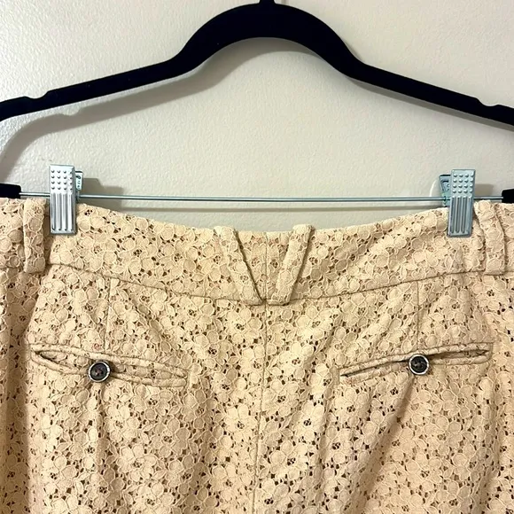 3.1 Philip Lim Womens Beige Eyelet Lace Bermuda Shorts Silk Lined Sz 8 Old Money