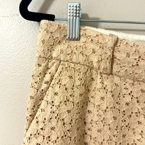 3.1 Philip Lim Womens Beige Eyelet Lace Bermuda Shorts Silk Lined Sz 8 Old Money