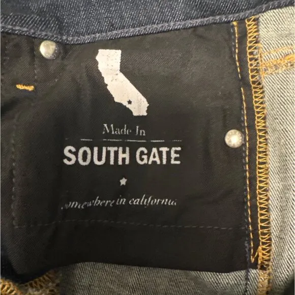 Adriano Goldschmied The Brooke Bermuda Shorts Size 27