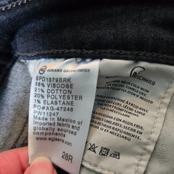 Ag The Farrah High Rise Skinny Jeans in Brooks Wash Size 28