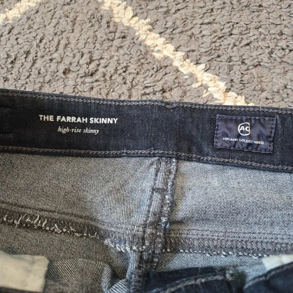 Ag The Farrah High Rise Skinny Jeans in Brooks Wash Size 28