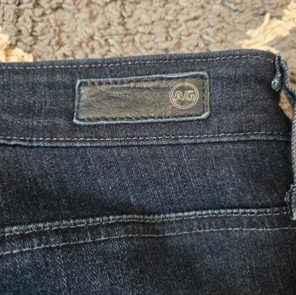 Ag The Farrah High Rise Skinny Jeans in Brooks Wash Size 28
