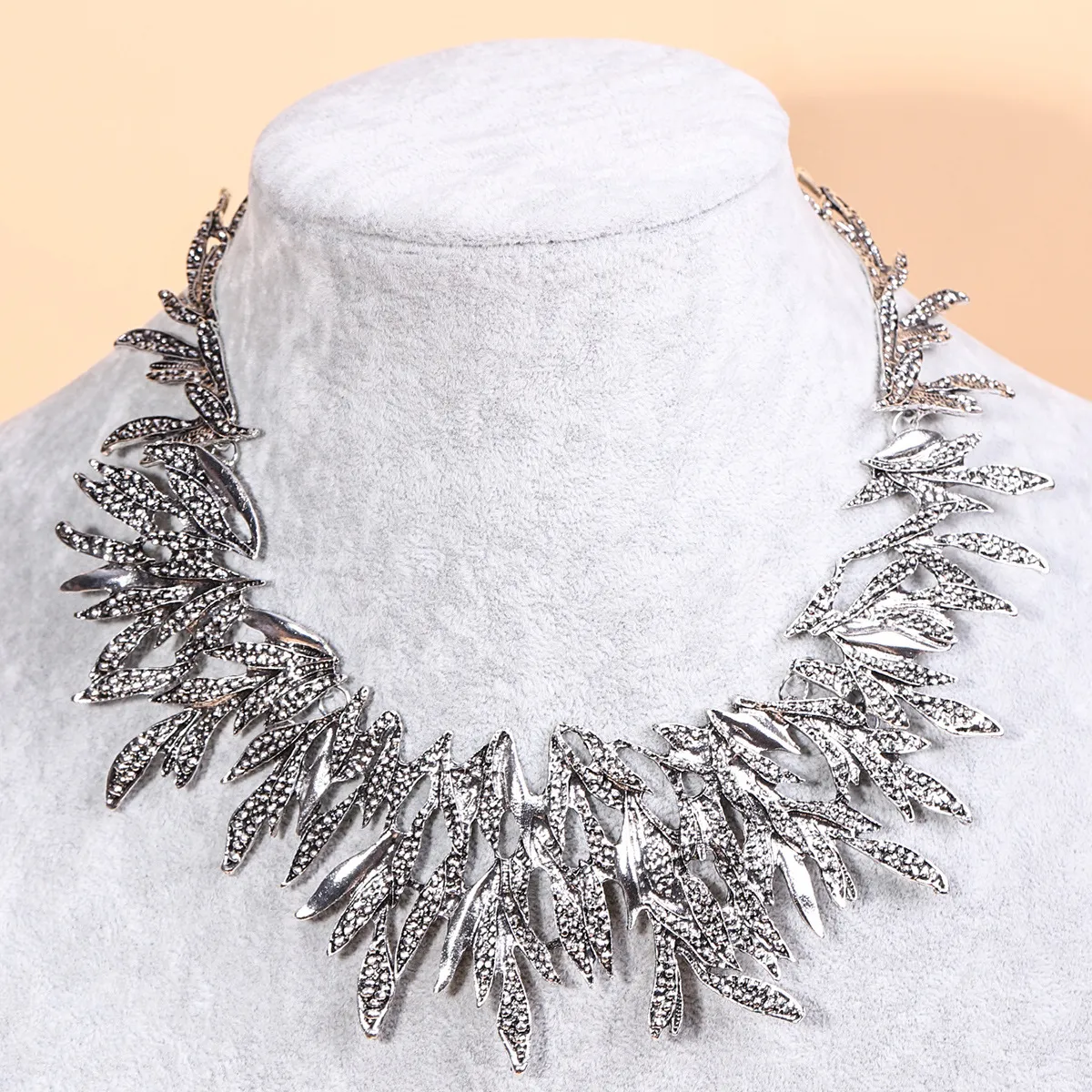 Antique gold leaf wreath necklace