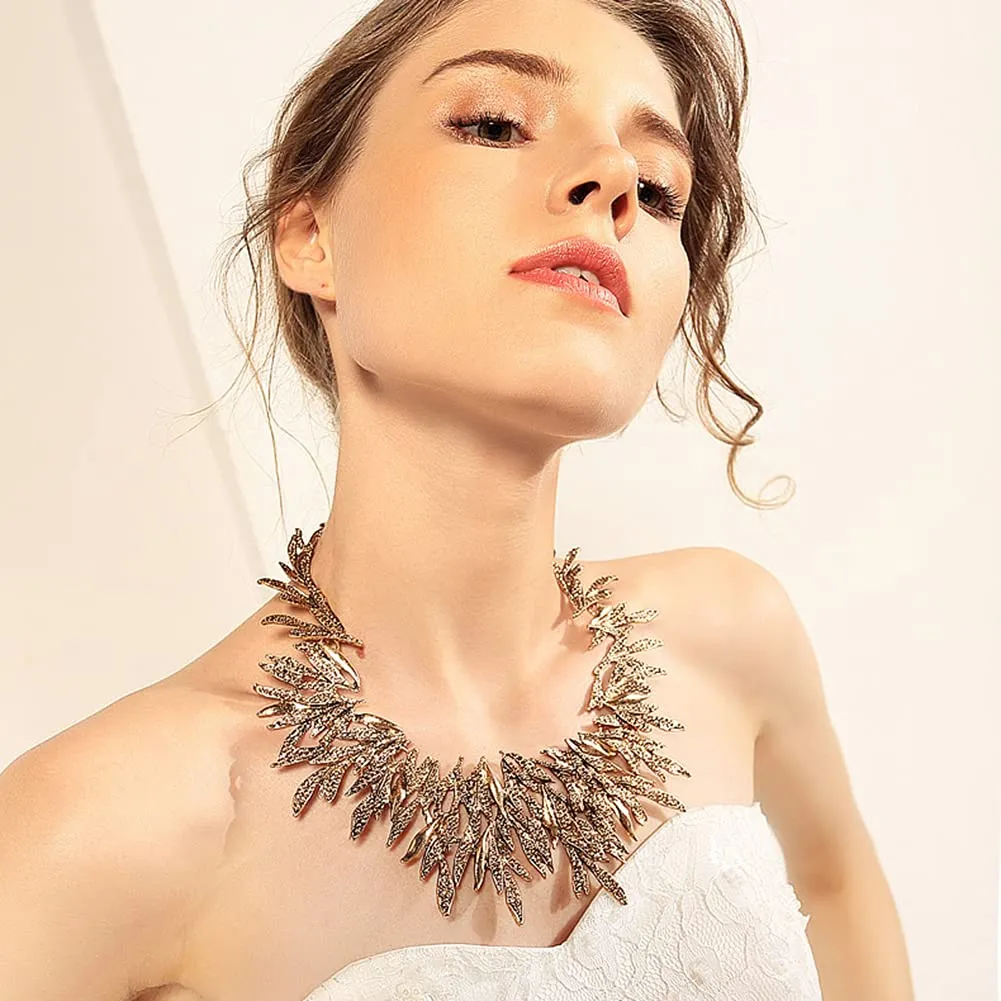 Antique gold leaf wreath necklace