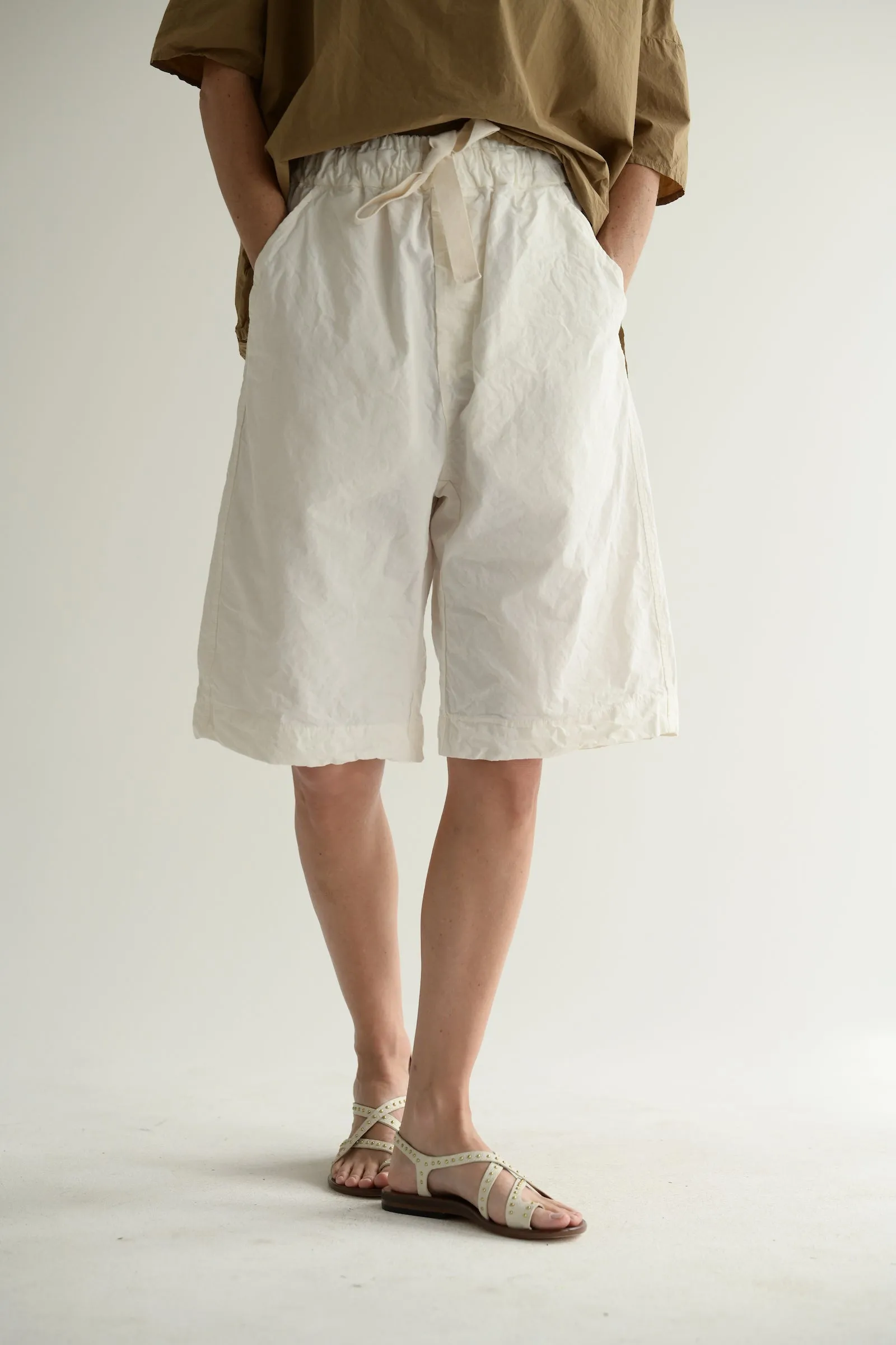 Bermuda Shorts CC in White