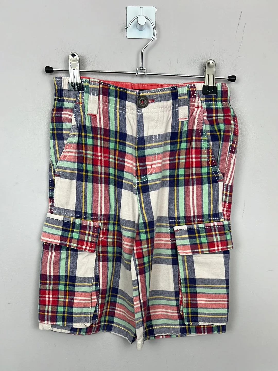 Boden white & red check cargo shorts 7y