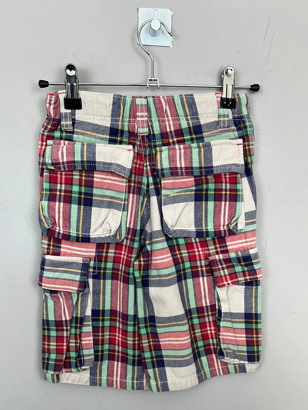 Boden white & red check cargo shorts 7y