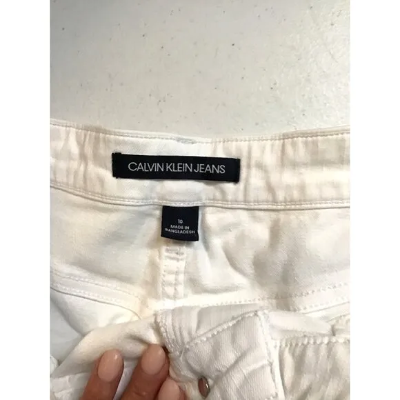 CALVIN KLEIN- WOMENS WHITE 98% COTTON BERMUDA SHORTS SIZE 10