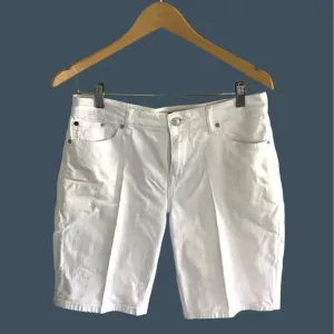CALVIN KLEIN- WOMENS WHITE 98% COTTON BERMUDA SHORTS SIZE 10