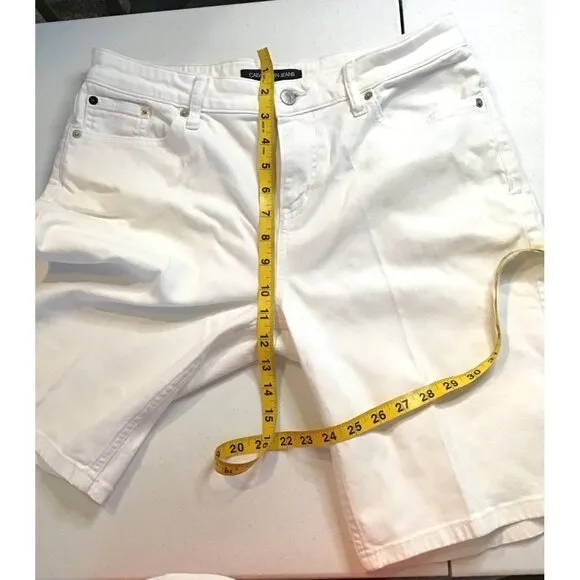 CALVIN KLEIN- WOMENS WHITE 98% COTTON BERMUDA SHORTS SIZE 10