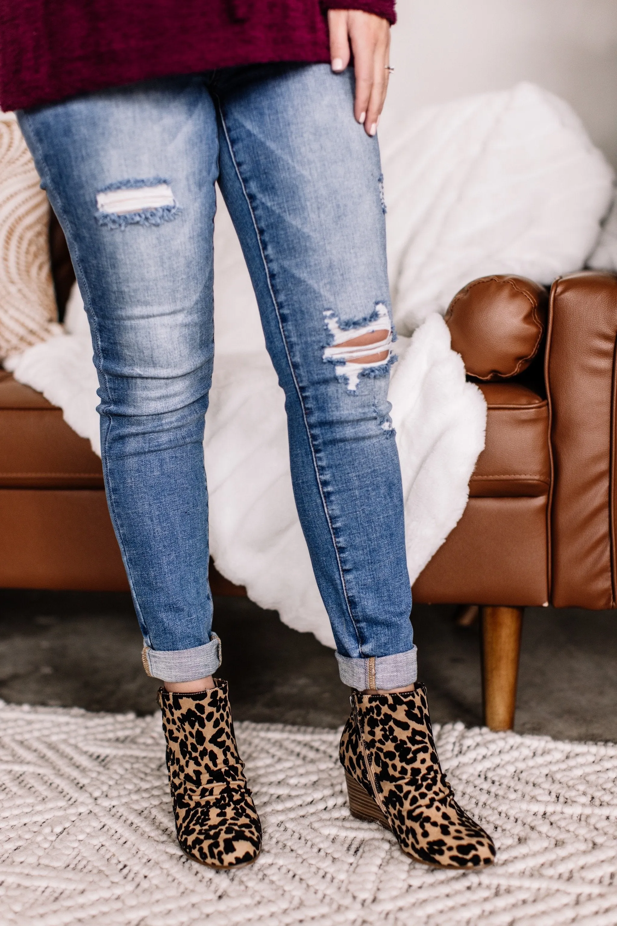 Colors Of The World Embroidered Pocket Skinny Judy Blue Jeans