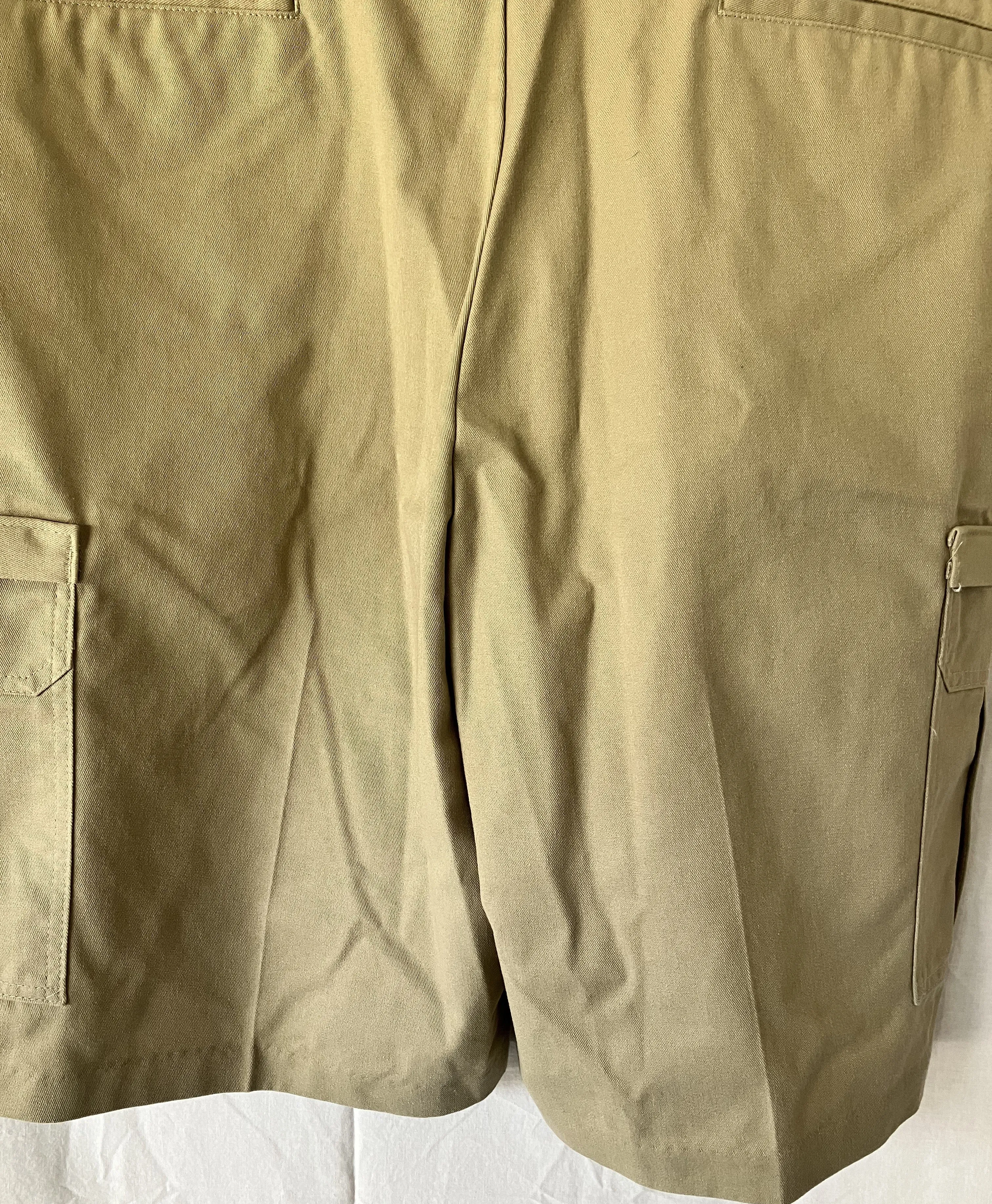 Dickies Khaki Cargo Shorts-40 inch Waist