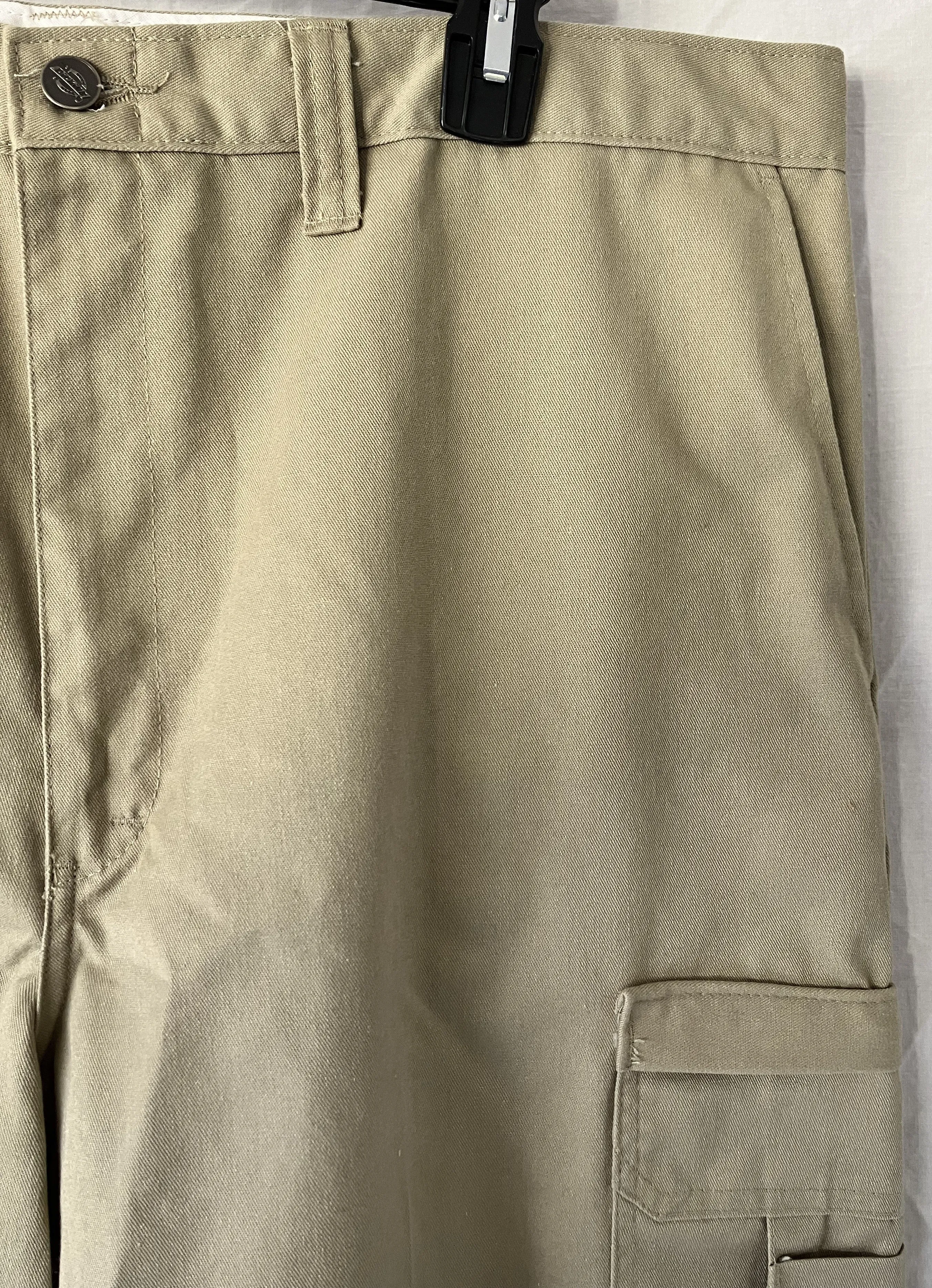 Dickies Khaki Cargo Shorts-40 inch Waist