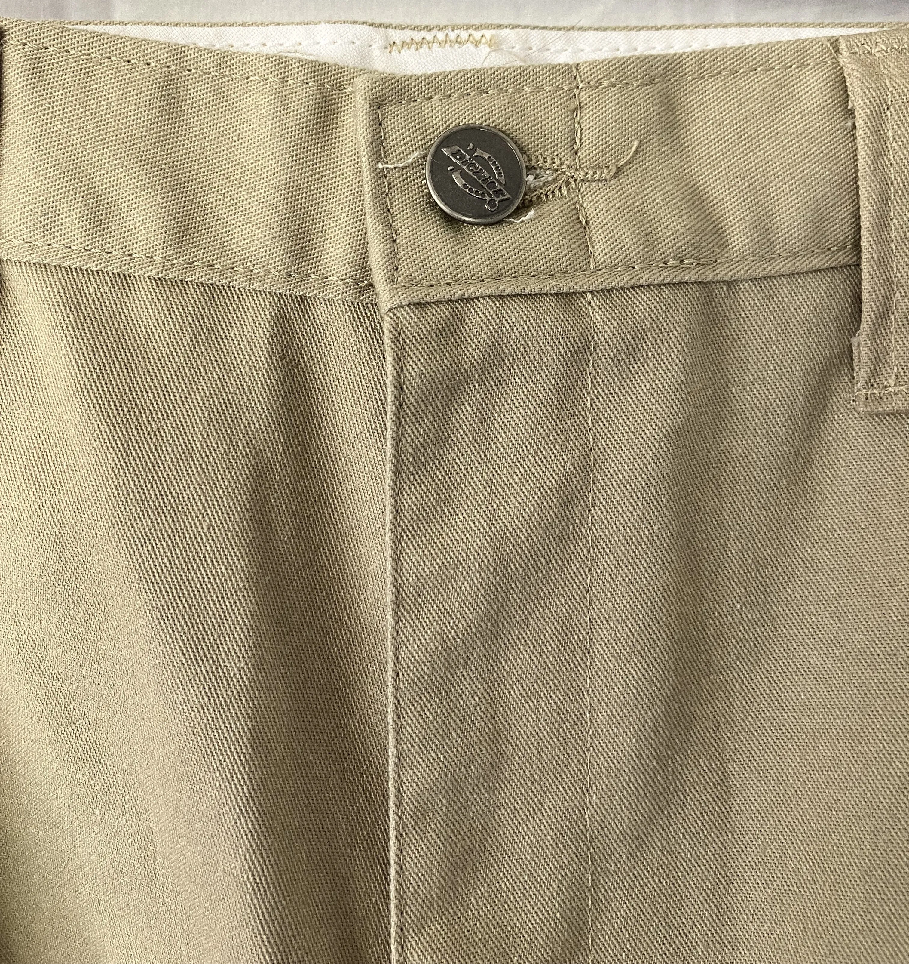 Dickies Khaki Cargo Shorts-40 inch Waist