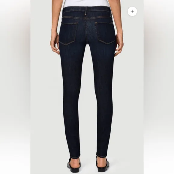 Frame - Le Skinny De Jeanne in Queens Way Jeans