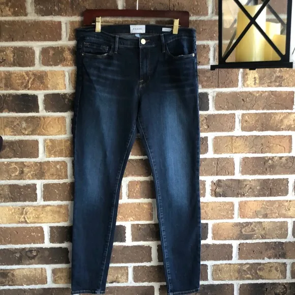 Frame - Le Skinny De Jeanne in Queens Way Jeans