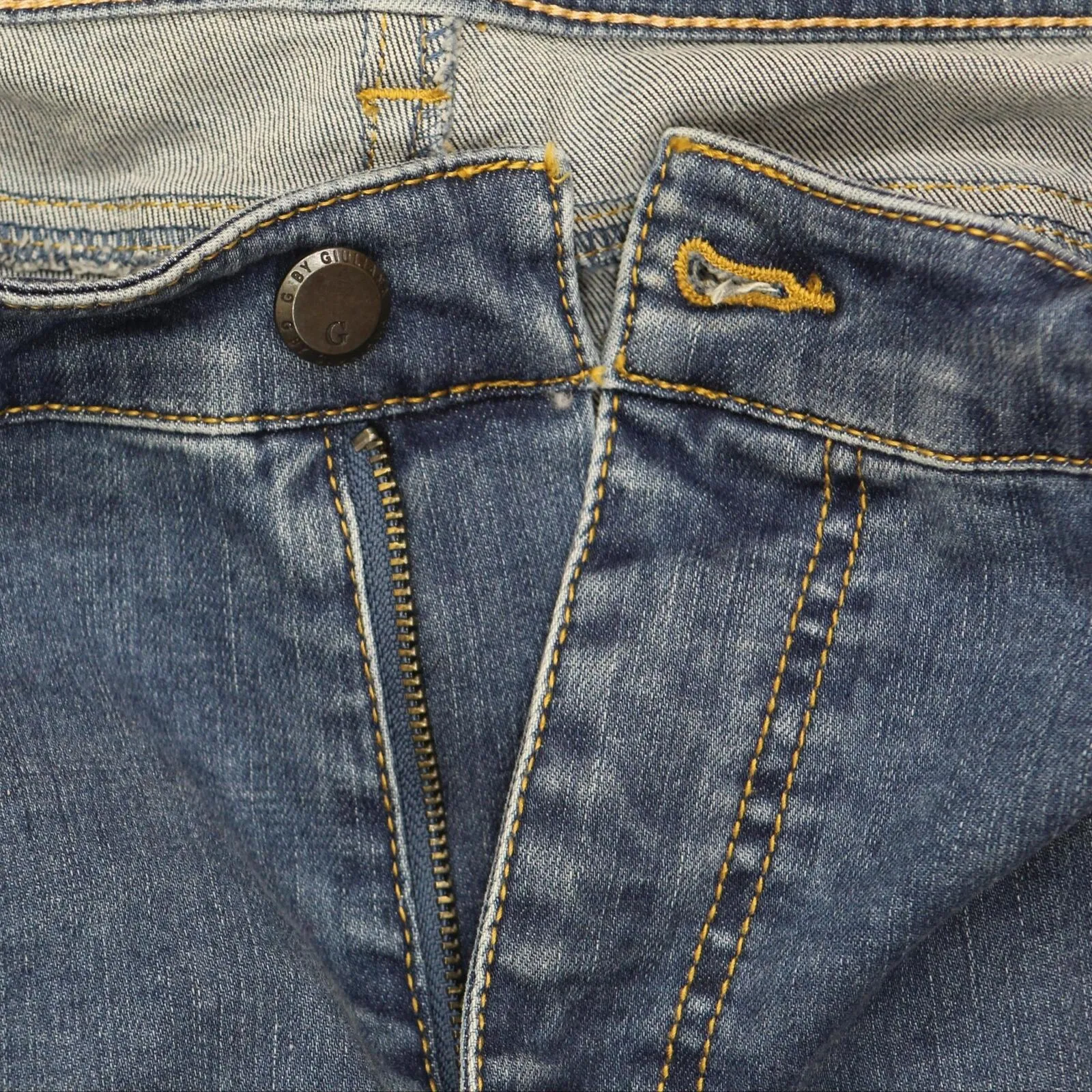 G By Giuliana Women G-Sculpt Skinny Ankle Jean with Buttons Malibu Wash Blue 18W