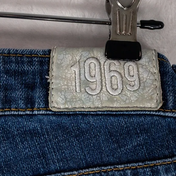 Gap Women's 1969 Bootcut Jeans Y2K Size 4 Ankle