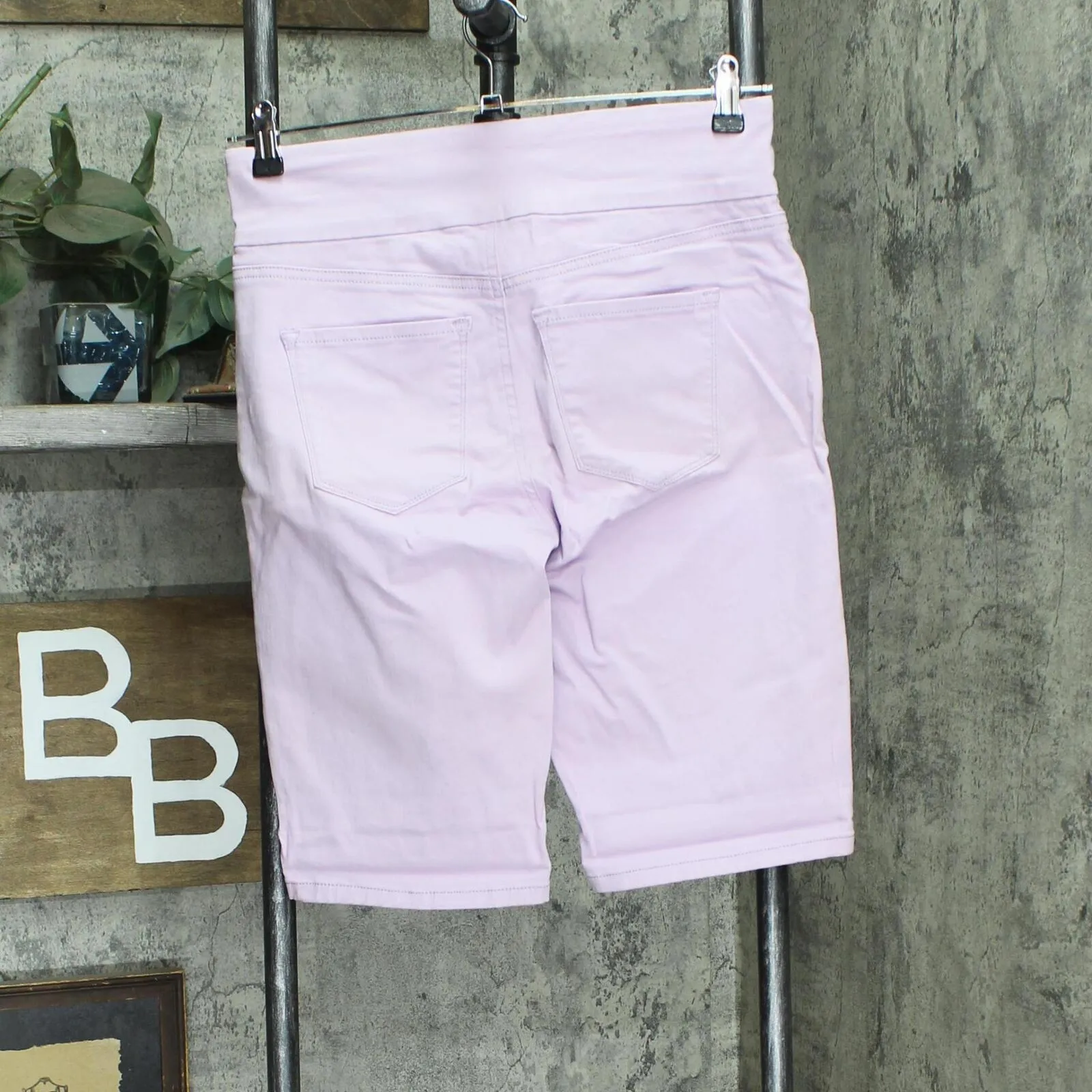 Gloria Vanderbilt Womens Pull-On Bermuda Classic Shorts 30162444