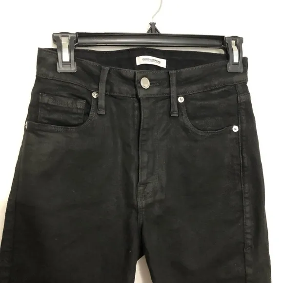 Good American Black Coated Denim Bermuda Shorts Cutoff Size 0/25