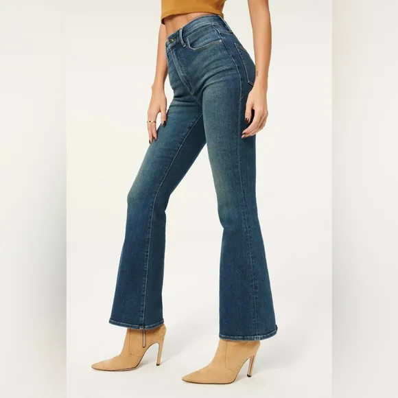 Good American Good Classic Slim Bootcut Jeans, Blue 811, Size 6/28