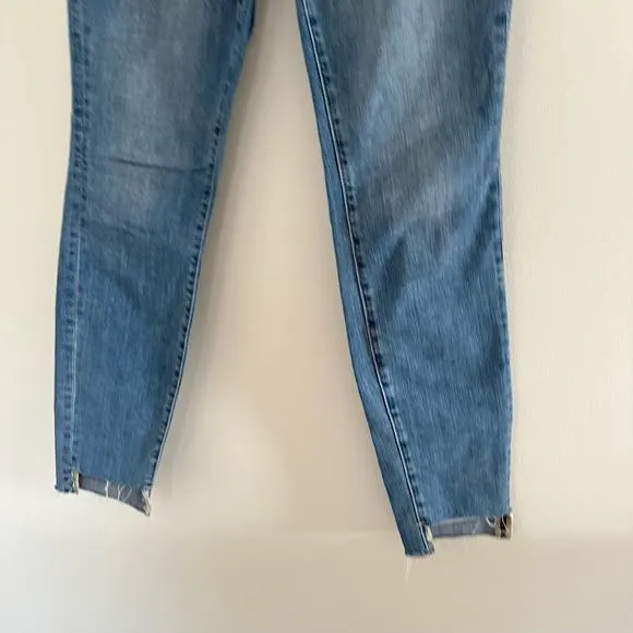Good American Skinny High Waist Step Hem Jeans Blue 6/28