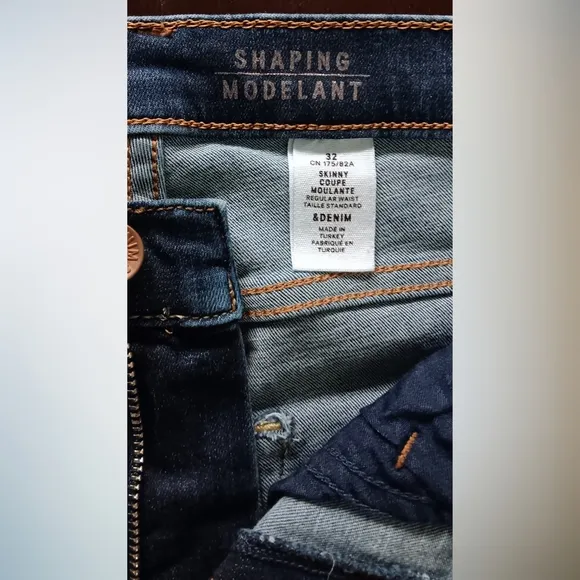 H&amp;M &amp;Denim Shaping Modelant Skinny Regular Waist Jeans Dark Blue 32