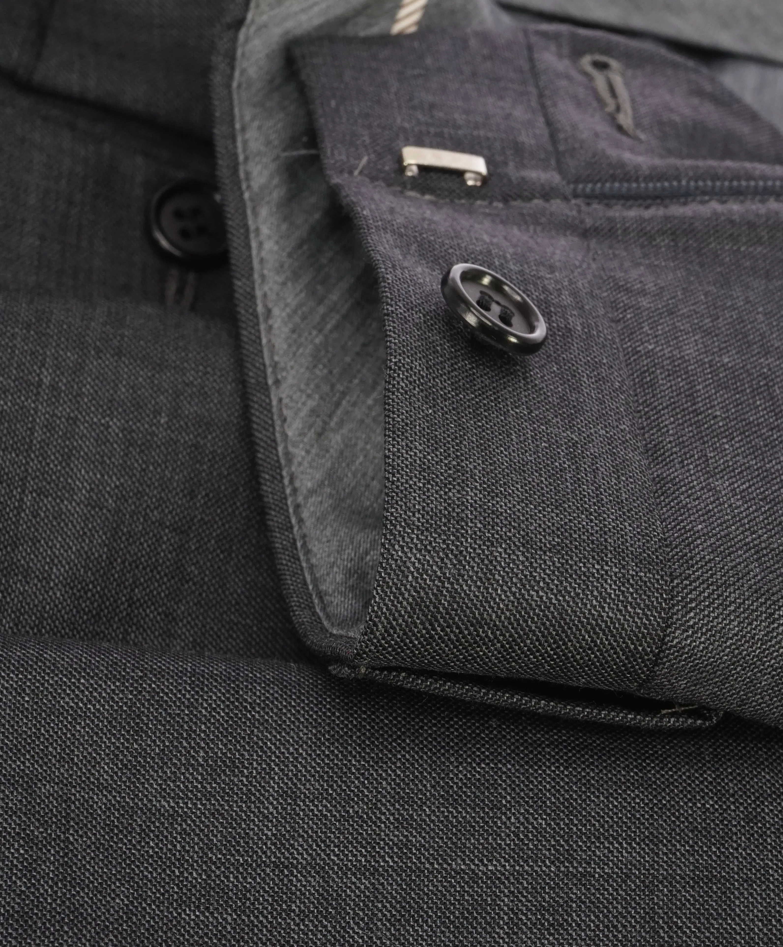 HICKEY FREEMAN - Charcoal Gray Textured Wool Flat Front Dress Pants - 34W