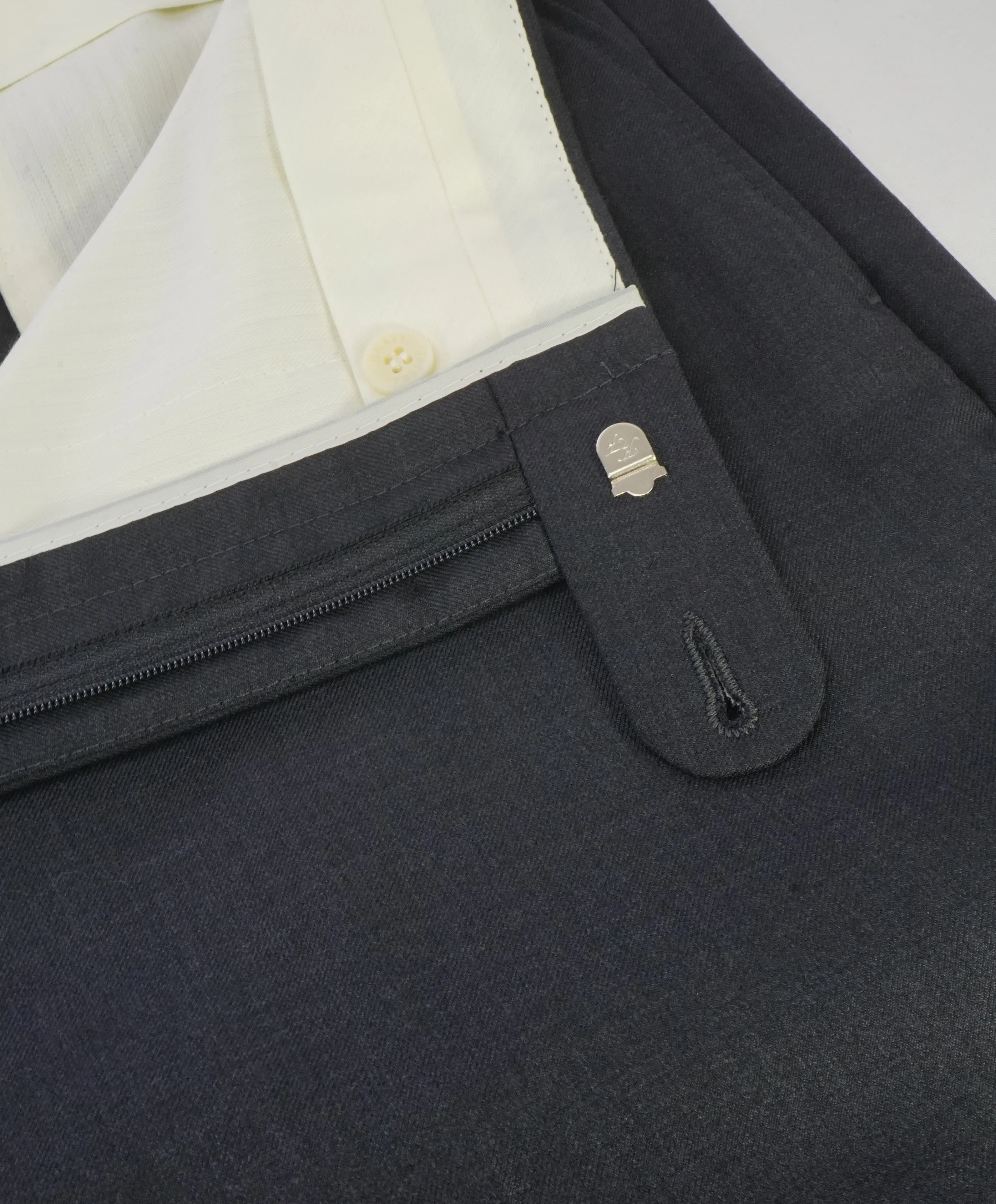 HICKEY FREEMAN - Solid Gray Flat Front Wool Dress Pants - 36W