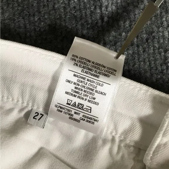 Hudson Blair high rise bootcut crop white jeans size 27