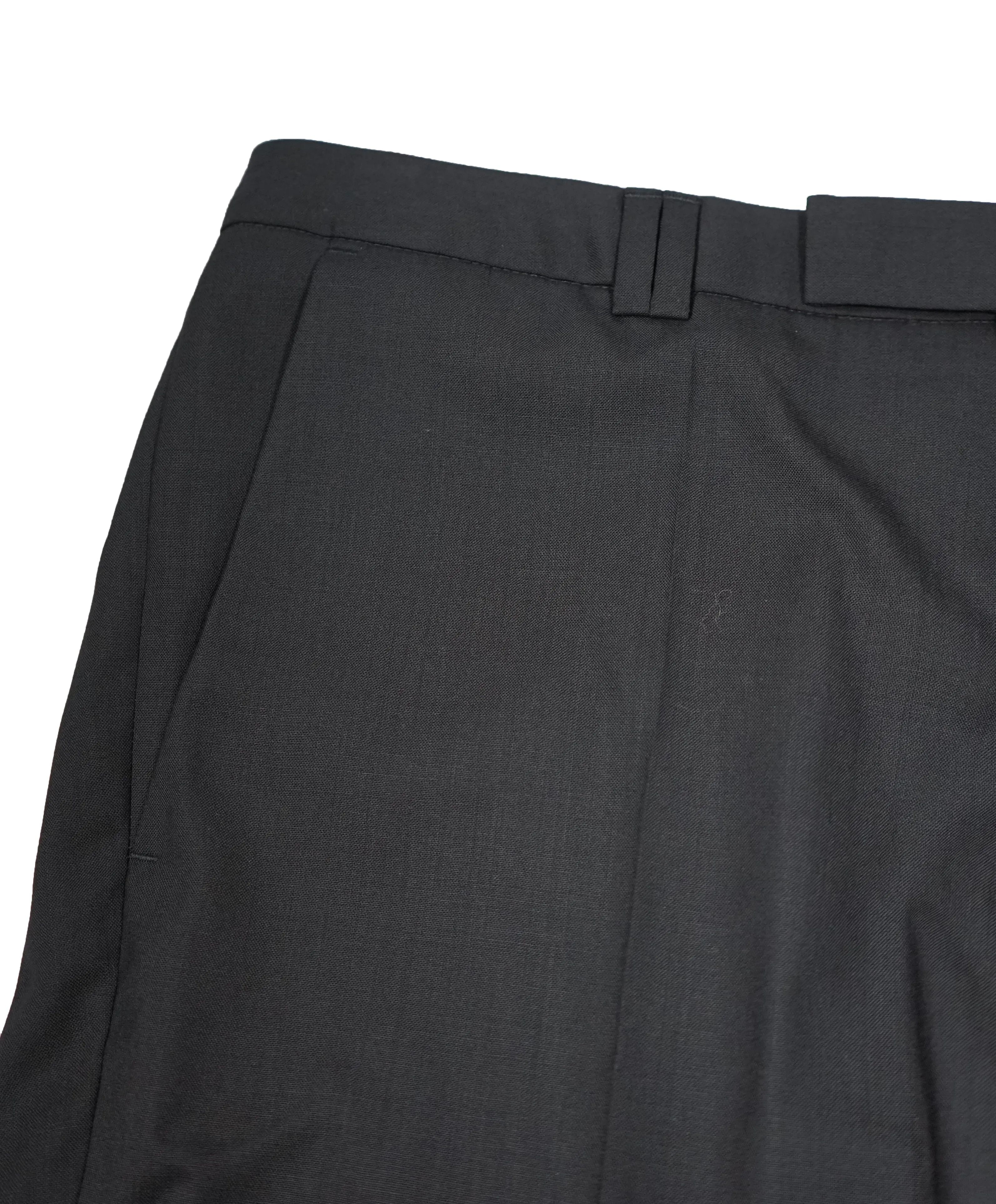 HUGO BOSS - Solid Black Slim Flat Front Dress Pants - 32W