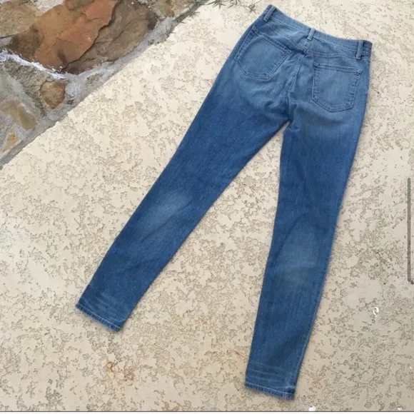 J BRAND Maria High Waist Jeans Size 26 Adventure Wash
