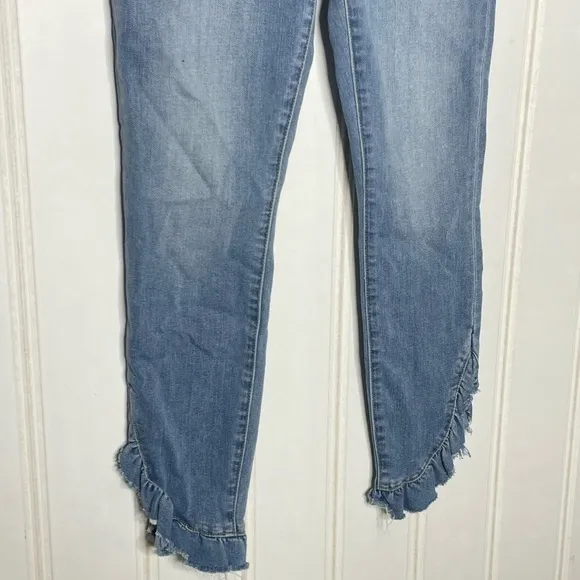 Joe’s Jeans The Icon Mid Rise Skinny Ruffle Ankle Percy