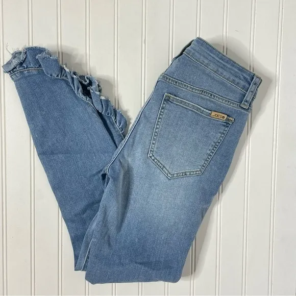 Joe’s Jeans The Icon Mid Rise Skinny Ruffle Ankle Percy