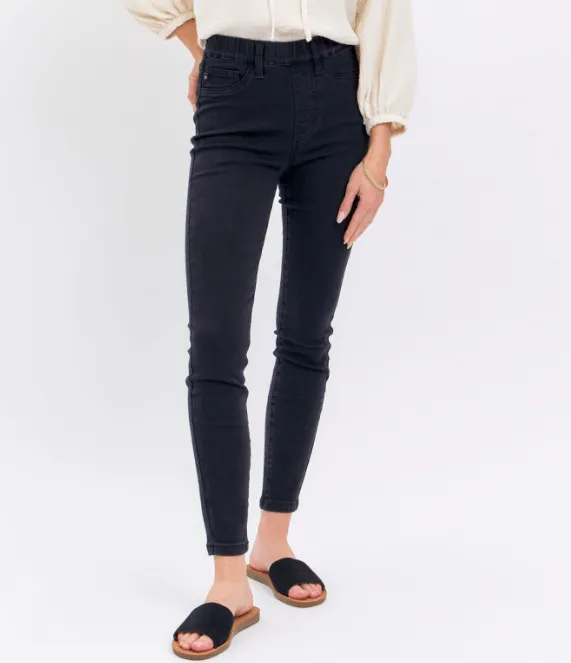 Judy Blue Black Shield Pocket Skinny Jeggings