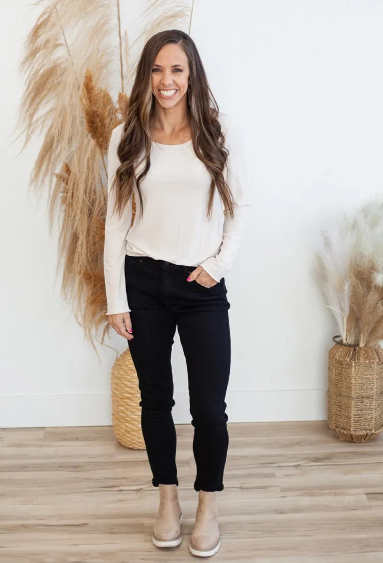 Kan Can High Rise Skinny Jean in Black
