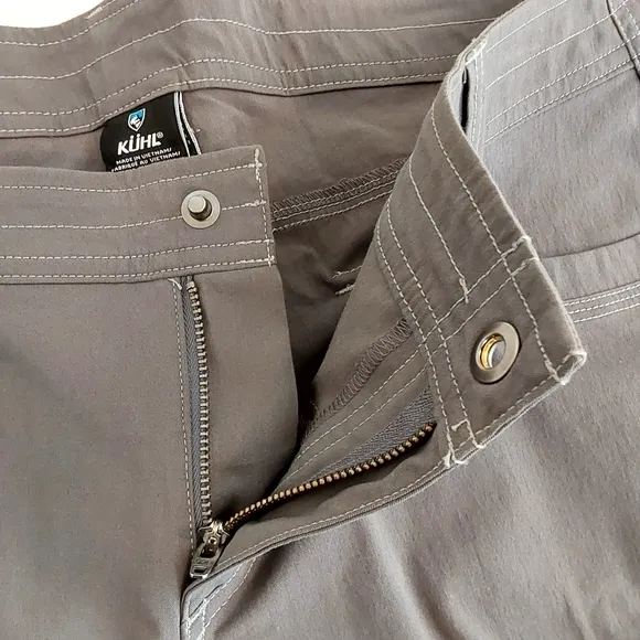 KUHL Women's cargo  Shorts