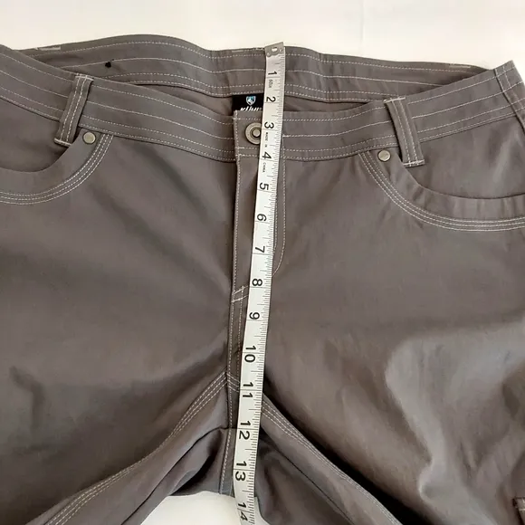 KUHL Women's cargo  Shorts