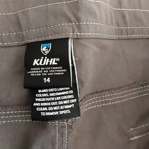 KUHL Women's cargo  Shorts