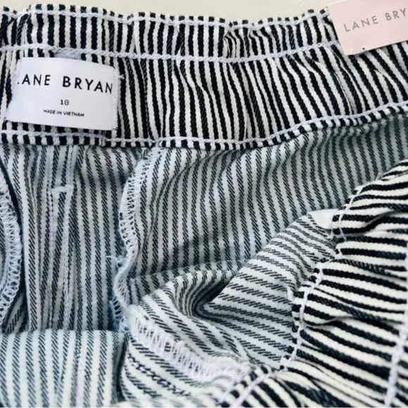 Lane Bryant Black White Striped High Rise Waist Tie Bermuda Shorts 18