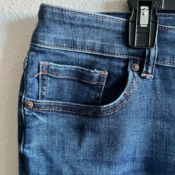 Lane Bryant Women's Flex Magic Waistband Medium Wash Skinny Jeans Size 20