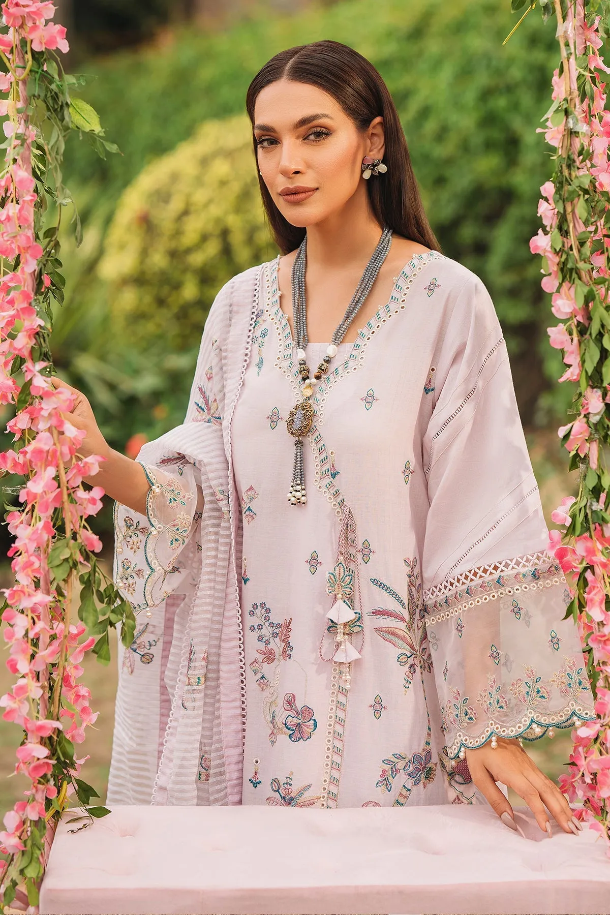 Lavender Embroidered Pakistani Salwar Kameez with Dupatta Salwar Suit