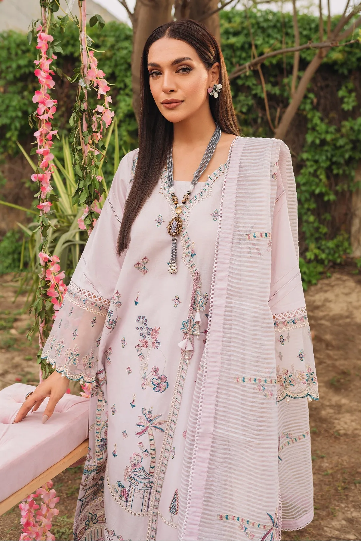 Lavender Embroidered Pakistani Salwar Kameez with Dupatta Salwar Suit