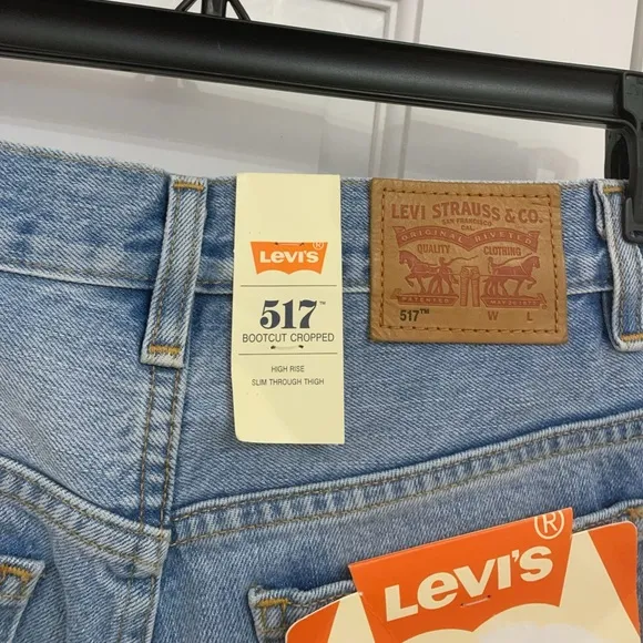 Levi’s 517 Cropped Bootcut High Rise Slim Jeans