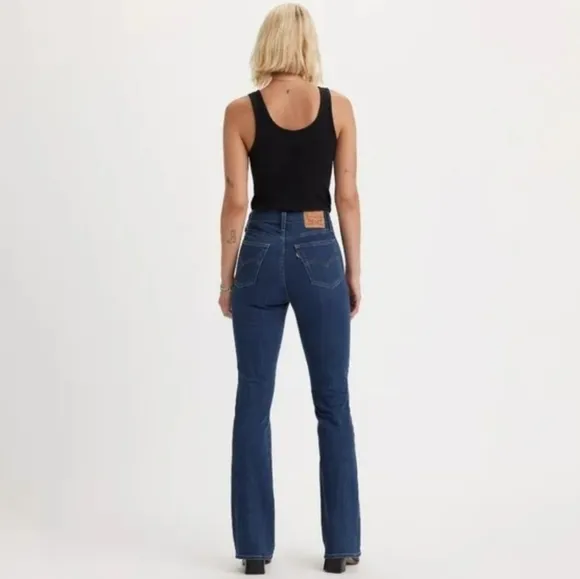 Levi's 725 High Rise Bootcut Jean Pants