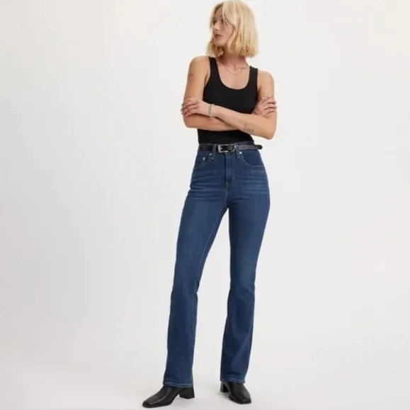 Levi's 725 High Rise Bootcut Jean Pants