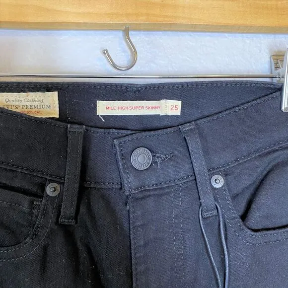 Levi's NWOT Mile High Super Skinny Jeans Black